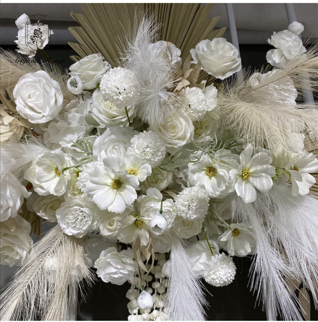 Location de fleurs beiges avec ficelle de 100 cm pour centre de table